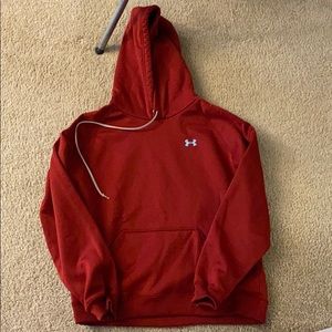 Maroon medium Under Armor sweatshirt.